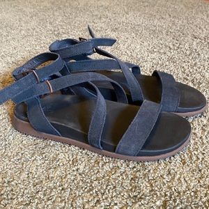Chaco rose sandals